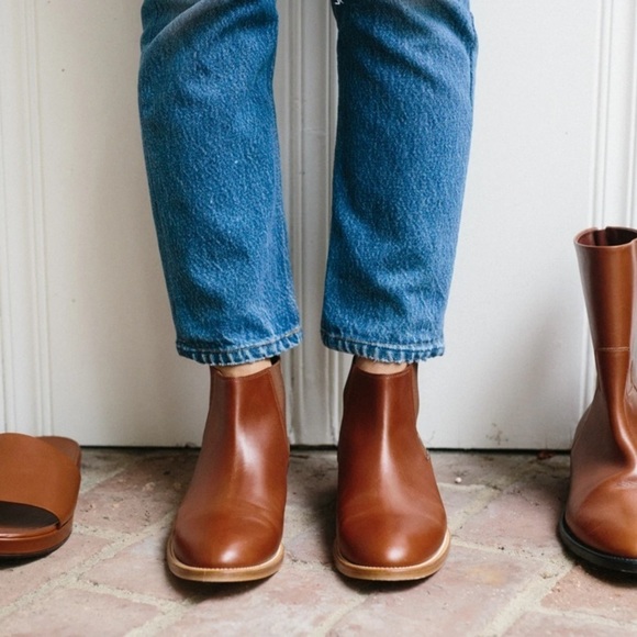Jenni Kayne Saddle Leather Chelsea Boots Size 5.5 - Picture 2 of 13